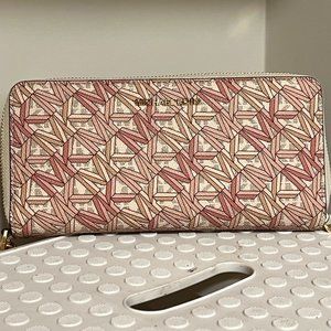 Michael Kors Travel Continental Leather Wallet/Wristlet